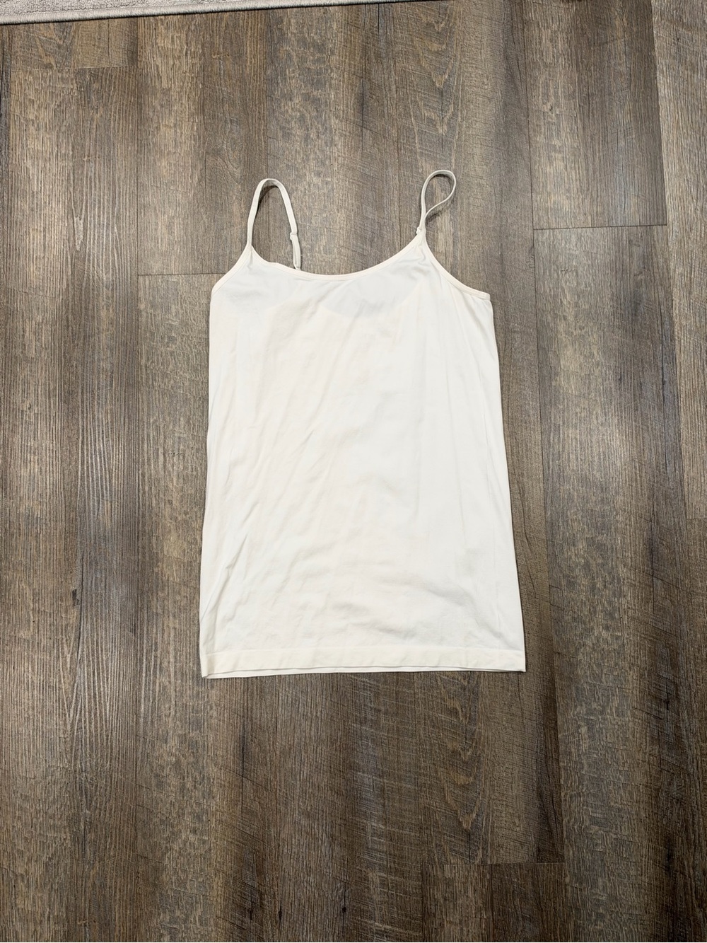 Apt. 9 White Women's Slim Scoop Neck Cami